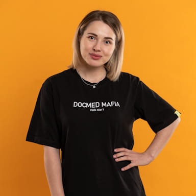 Оля, координатор docdeti